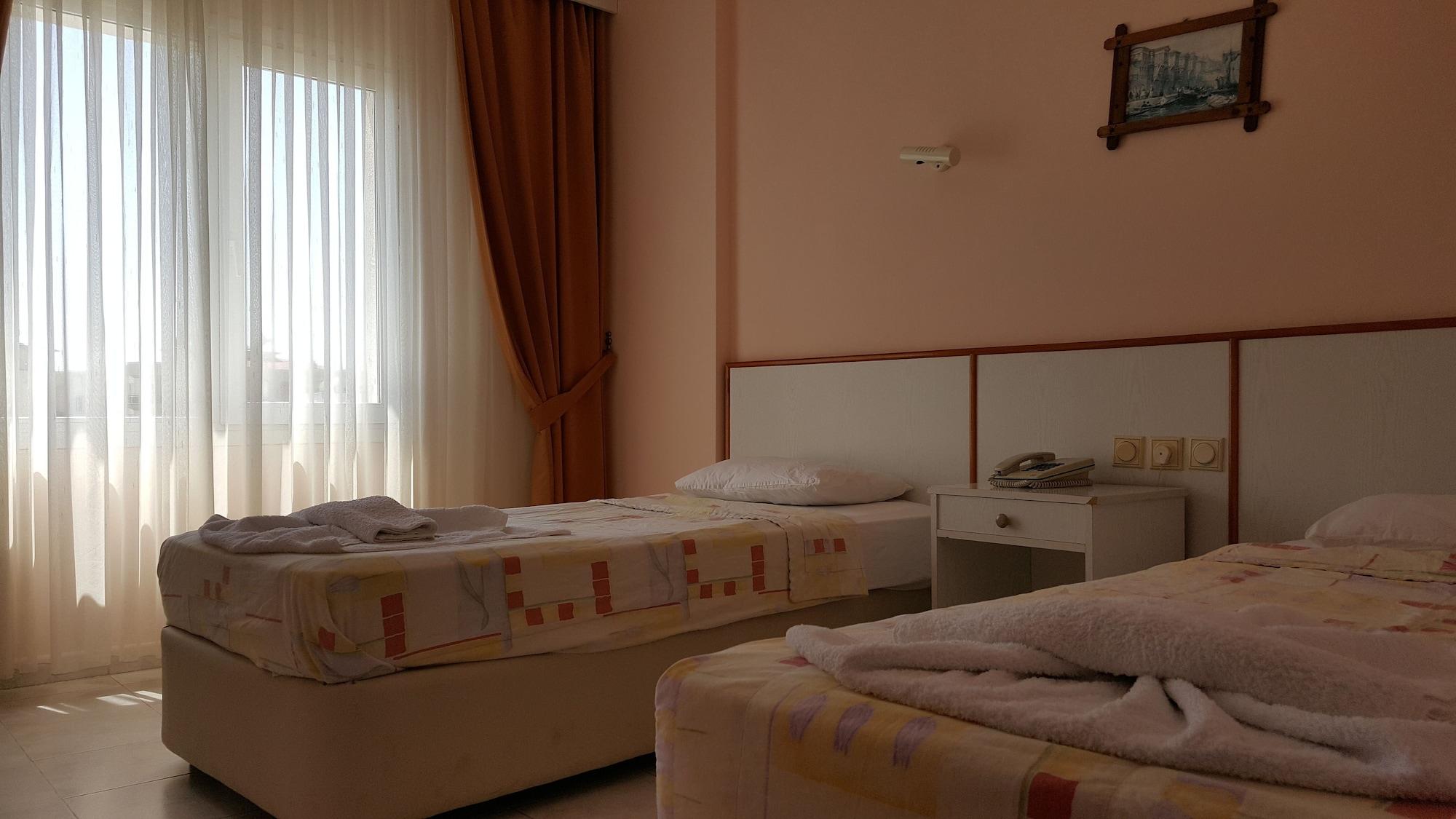 Golden Moon Apart Hotel Kusadasi Exterior photo