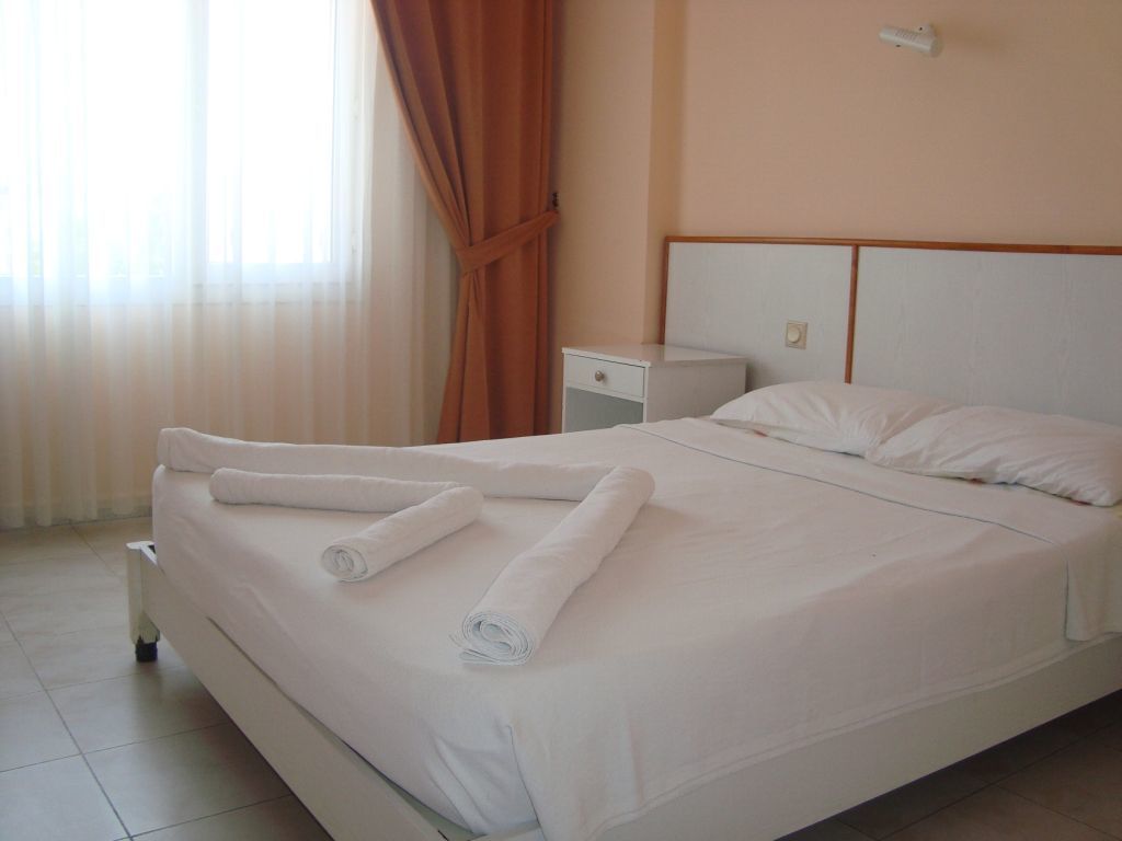 Golden Moon Apart Hotel Kusadasi Exterior photo