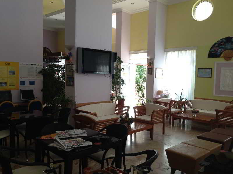 Golden Moon Apart Hotel Kusadasi Exterior photo